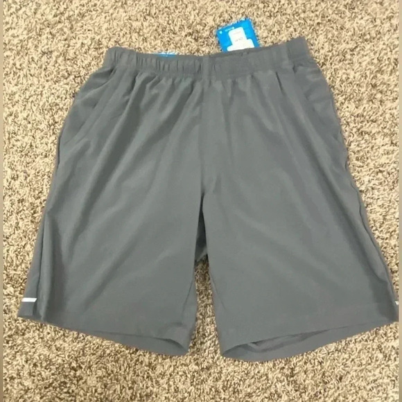 COLUMBIA MEN'S SMALL SHORTS. OMNI-WICK. NEW WITH TAG. - Picture 2 of 9
